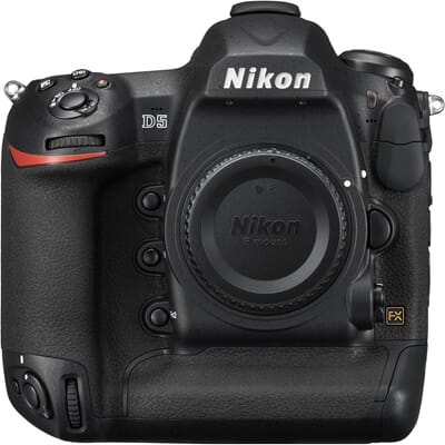 01828946983 Nikon_D5_01_1.jpg