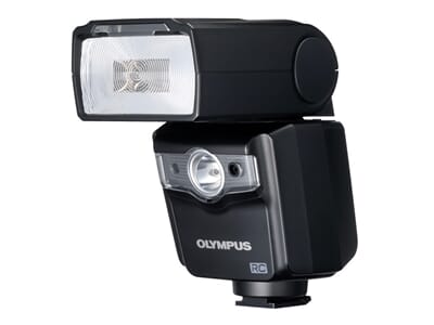 4545350040444 Olympus FL-600_1.jpg