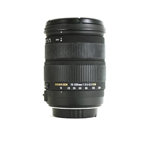 Brukt Sigma 18-200mm f/3,6-6,3 OS DC, Canon