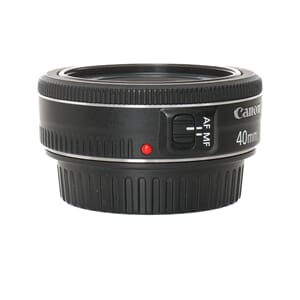 Brukt Canon EF 40mm f/2,8 STM