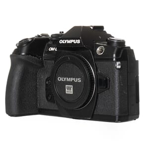 Brukt Olympus OM-D E-M1 mark II