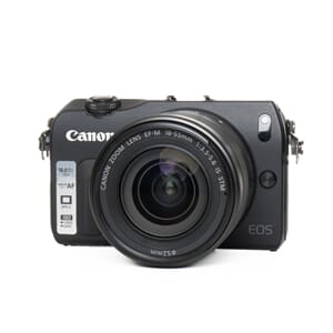 Brukt Canon EOS M + 18-55mm f/3.5-6.3 IS STM