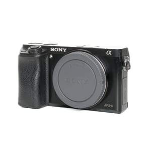 Brukt Sony A6000
