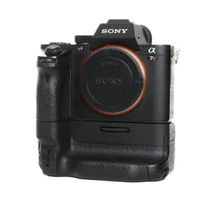 Brukt Sony A7R II + Batterigrep