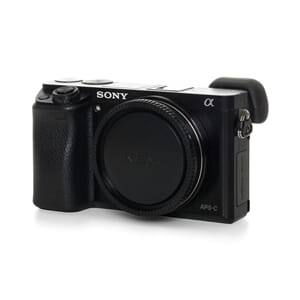 Brukt Sony A6000