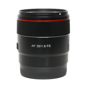 Brukt Samyang AF 35mm f/1,8 til Sony FE