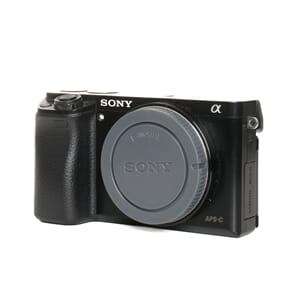 Brukt Sony A6000