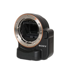 Brukt Sony LA-EA2 adapter