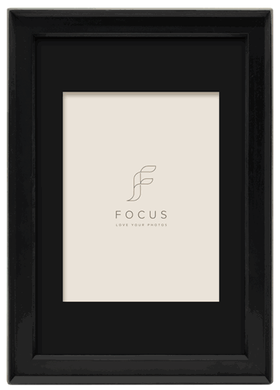 Ramme Focus Darcey Black (1).png