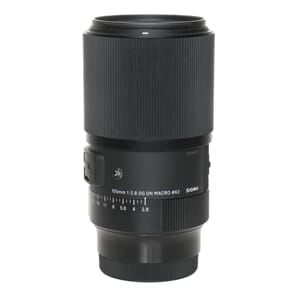 Brukt Sigma 105mm f/2,8 DG DN Macro til Sony FE